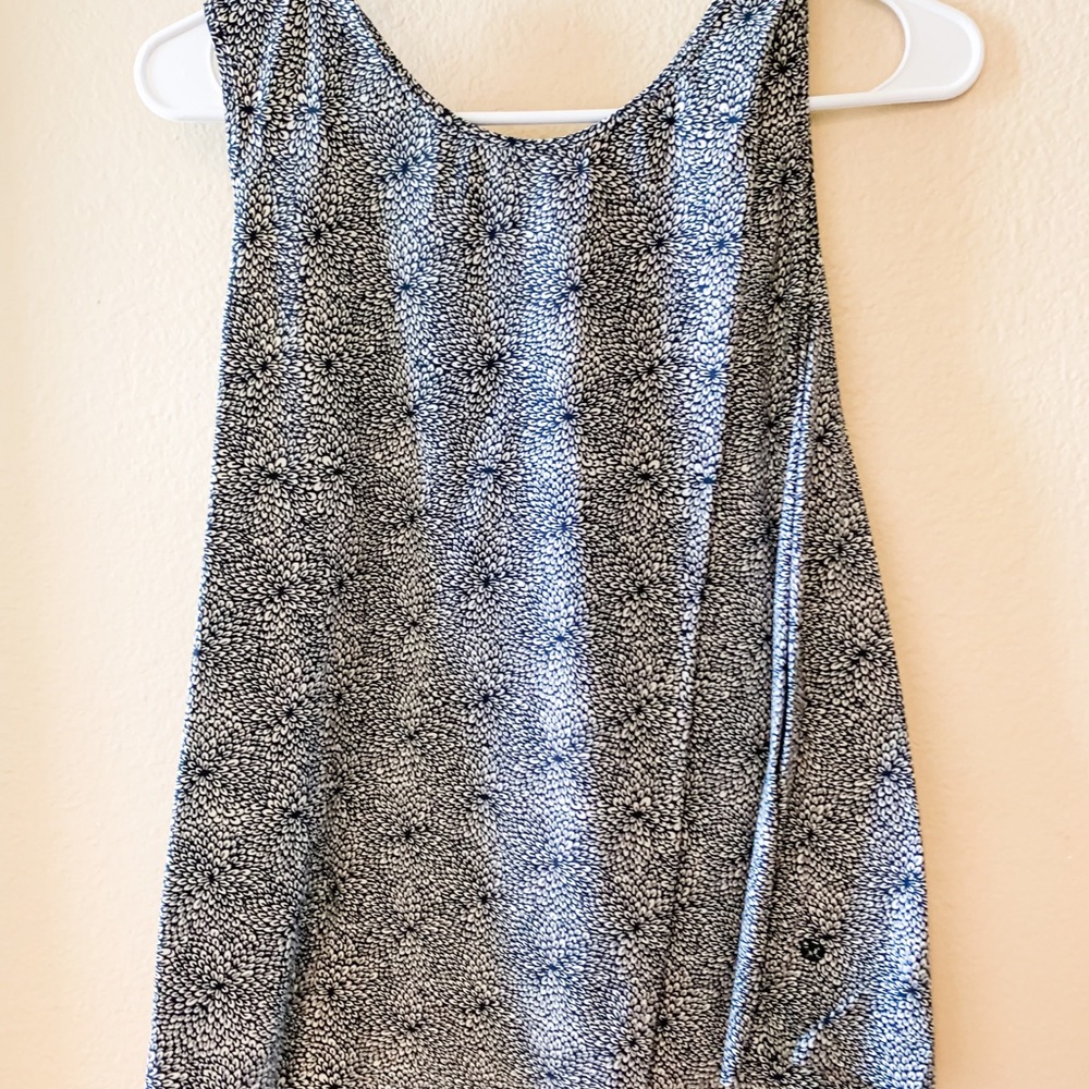 Sleeveless Women’s Top